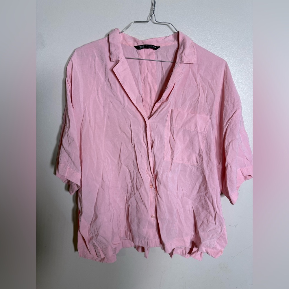 Zara pink short-sleeve collared shirt oversized flowy small